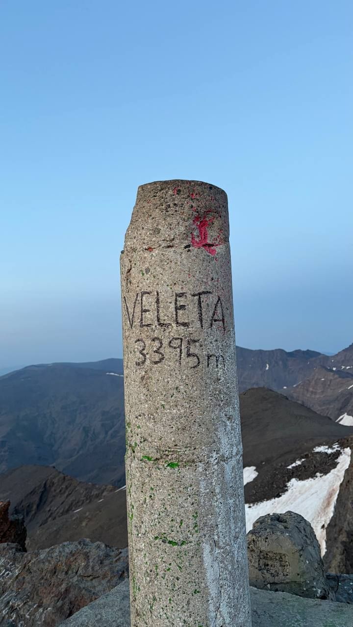 Hoya de la mora - Lagunillos de la virgen - Veleta