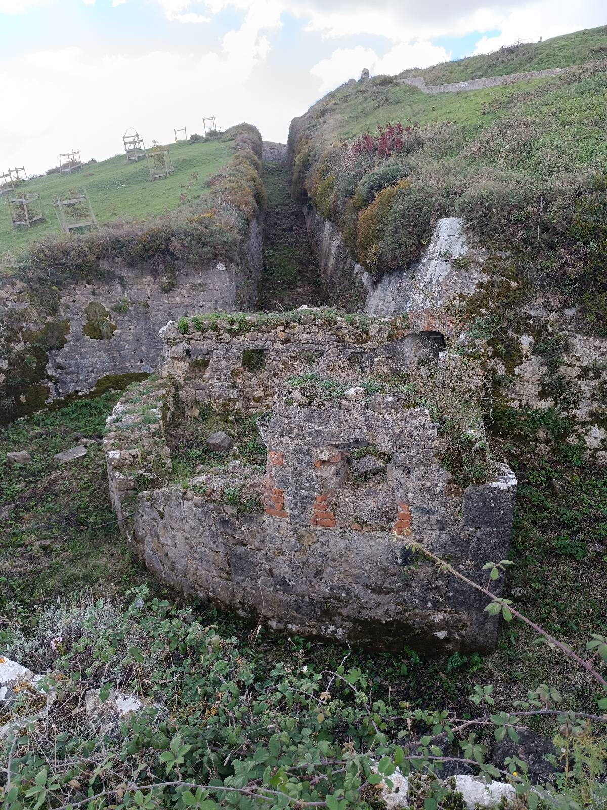 SERANTES DESDE KABIEZES POR EL PEÑALBA Y LA CUEVA MAYOR