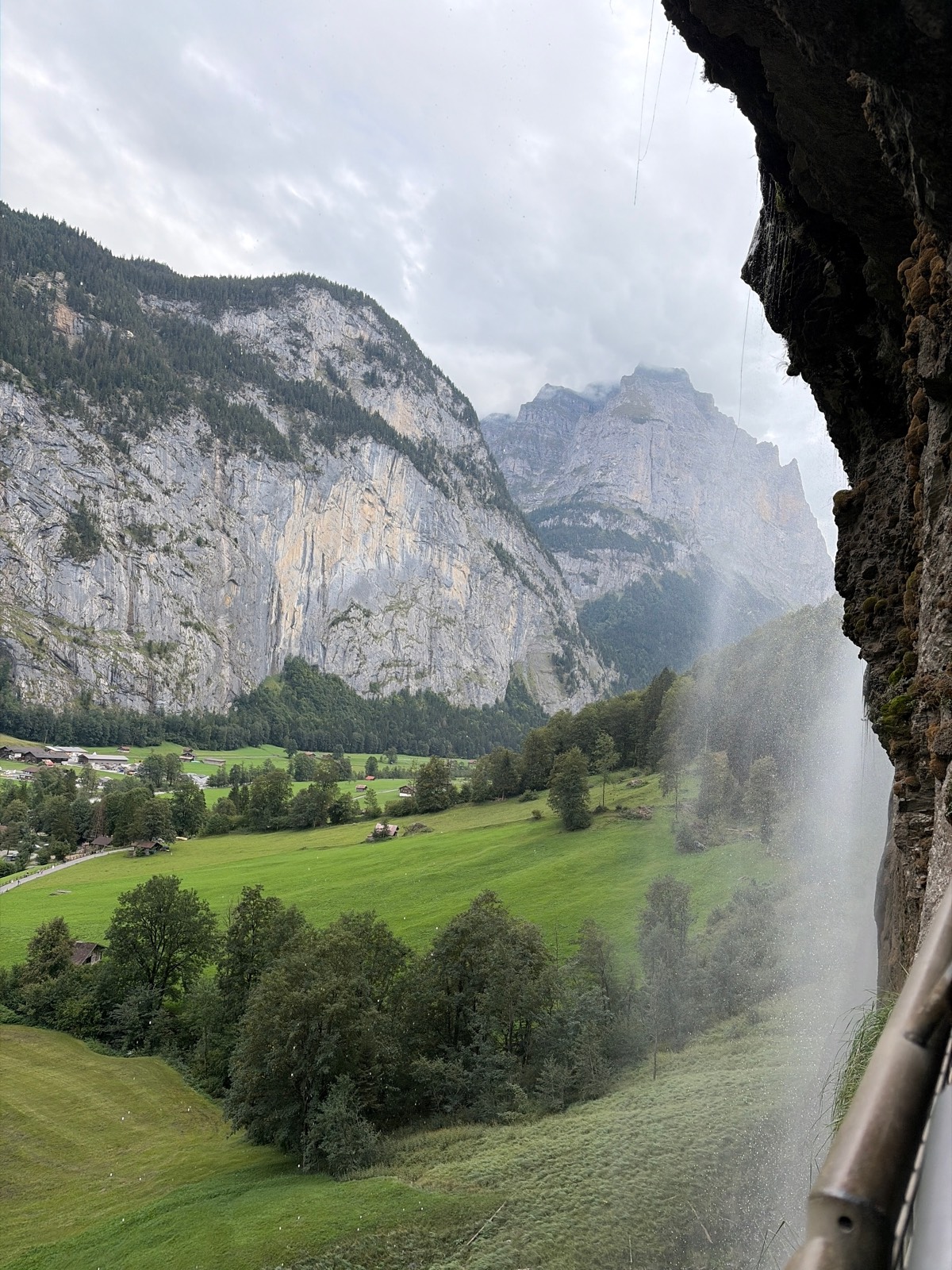 Paseo por Lauterbrunnen ⭐️